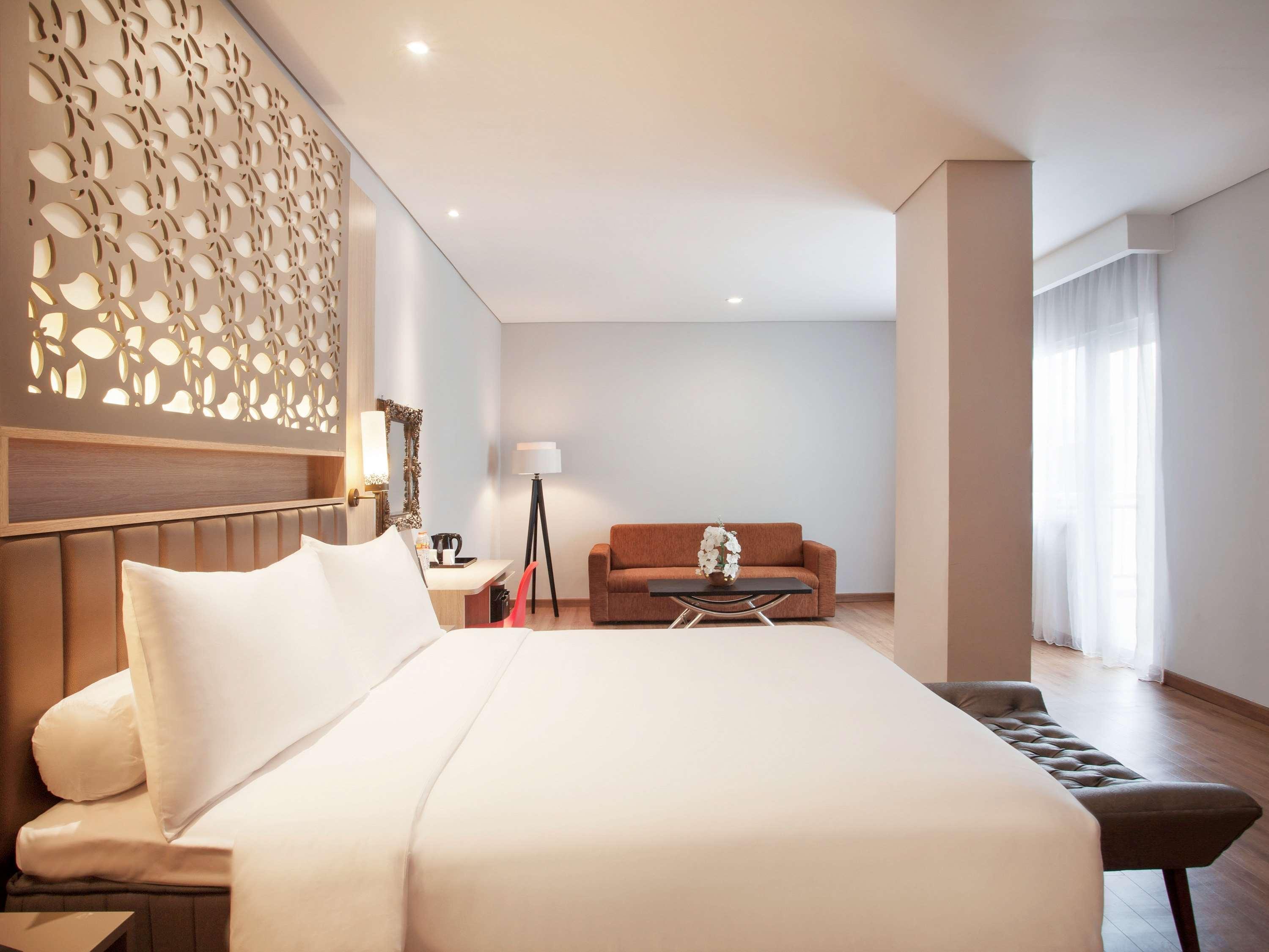 Ibis Styles Cikarang Hotel Exterior photo